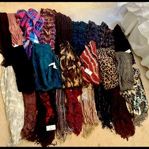 Lot of scarves (26) all like new. Mostly Maurices brand somenew with tags